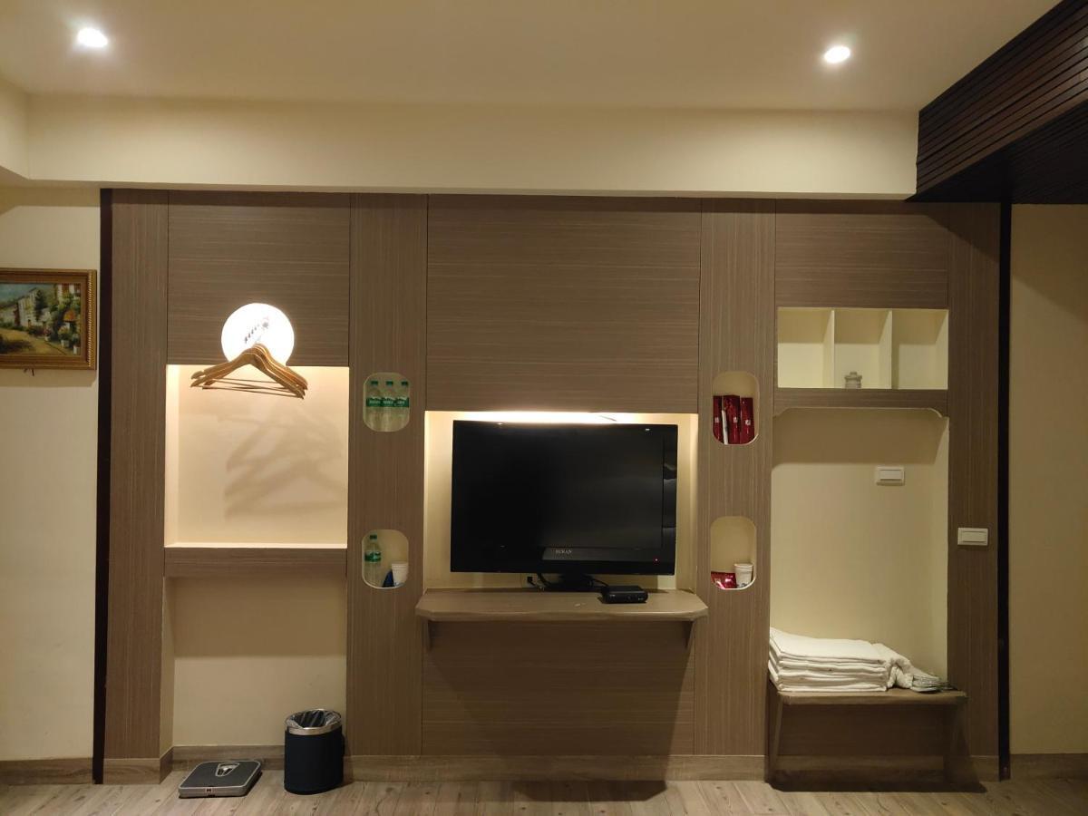 Empire Pacific Castle Hotel Yangmei Luaran gambar